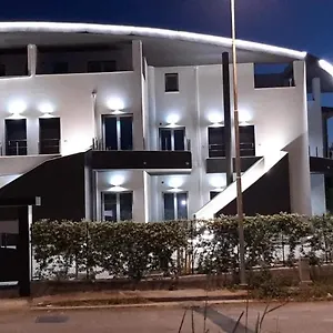 Aparthotel Nebros Di Baia Nebrodi, SantʼAgata di Militello